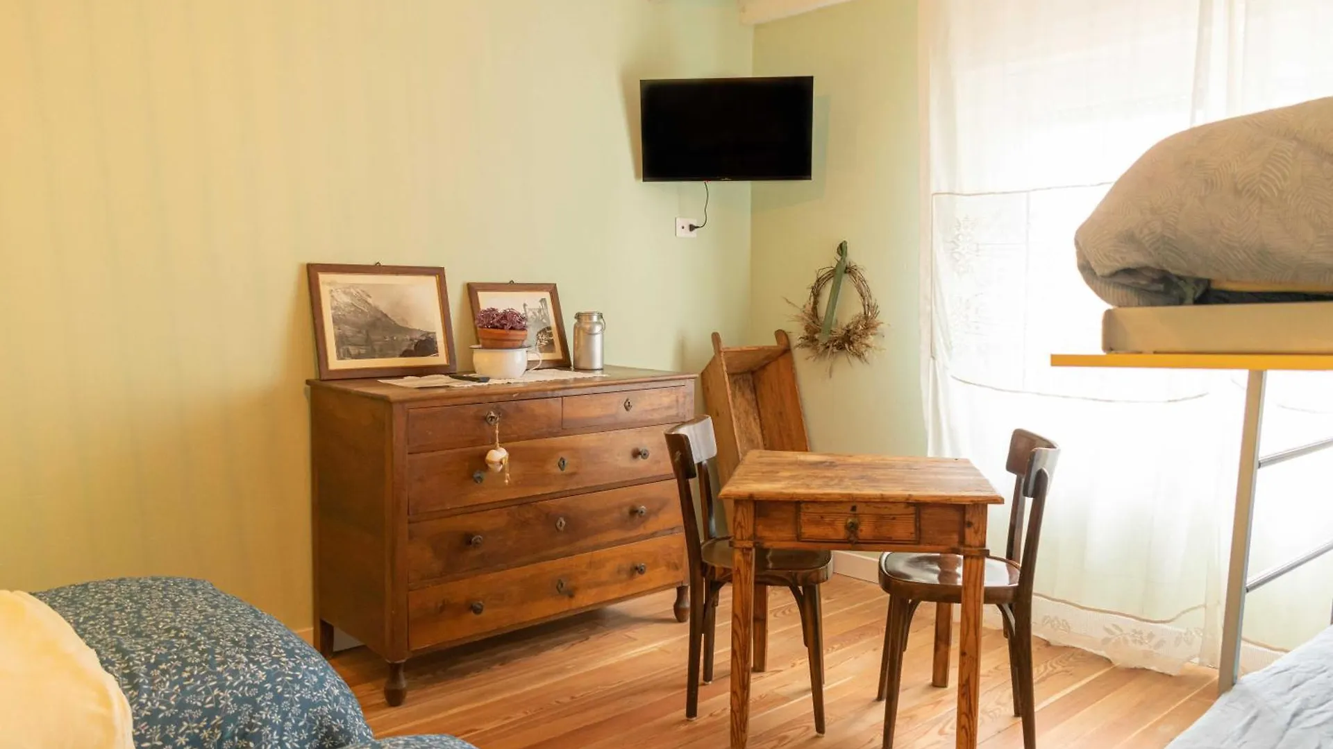 Homestay Damenona Camere Vintage Sulle Dolomiti Santa Giustina