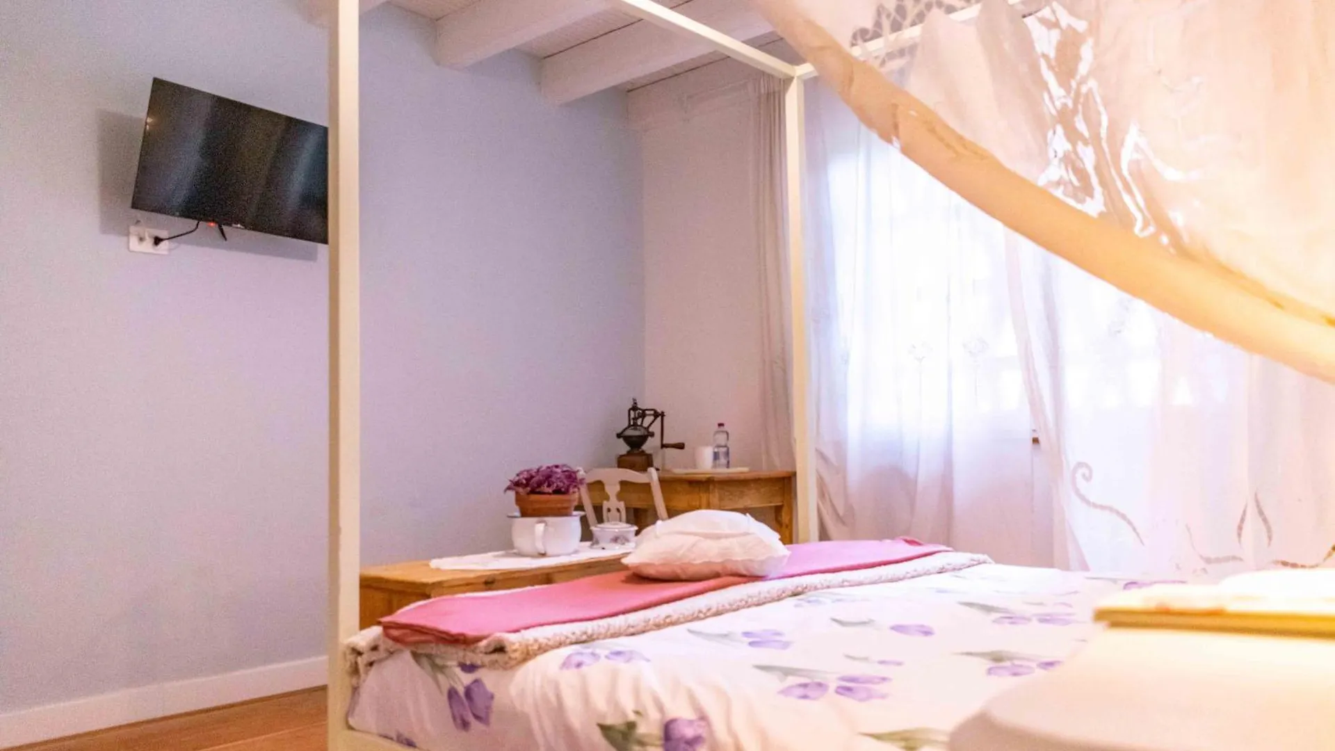 Damenona Camere Vintage Sulle Dolomiti Santa Giustina  Homestay Santa Giustina (Belluno)